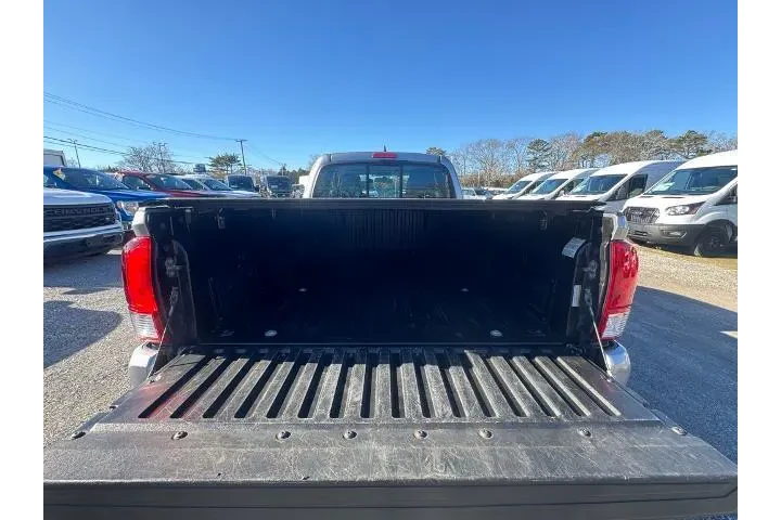 $21700 : Toyota Tacoma 2017 4x2 SR 4d image 7