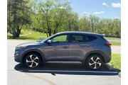 $7999 : 2017 Tucson Sport thumbnail
