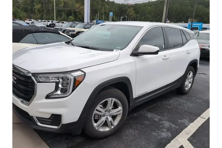 $22520 : GMC Terrain 2024 SLE 4dr SUV image 2