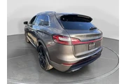 $37990 : Lincoln Nautilus 2023 AWD Re thumbnail