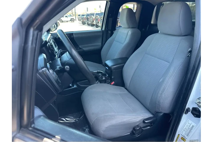 $22777 : 2019 Tacoma 2WD SR image 9