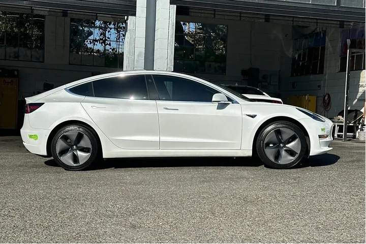 $17900 : Tesla Model 3 2020 Standard image 3
