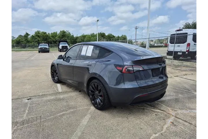 $25207 : Tesla Model Y 2022 AWD Perfo image 3
