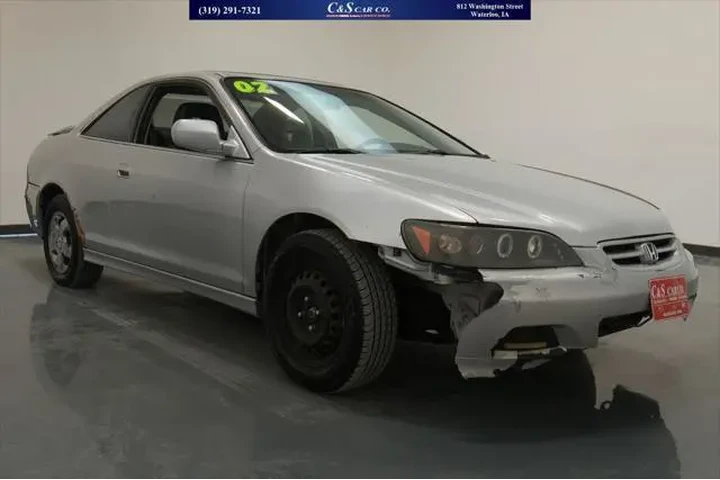 $900 : Honda Accord 2002 EX 2dr Cou image 1