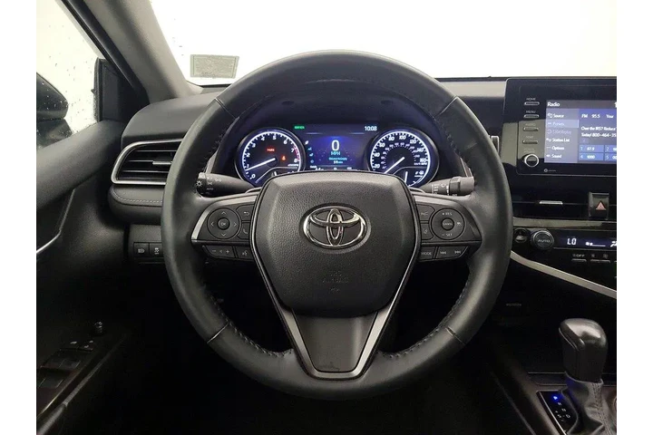 $29998 : Toyota Camry 2023 AWD SE 4dr image 10