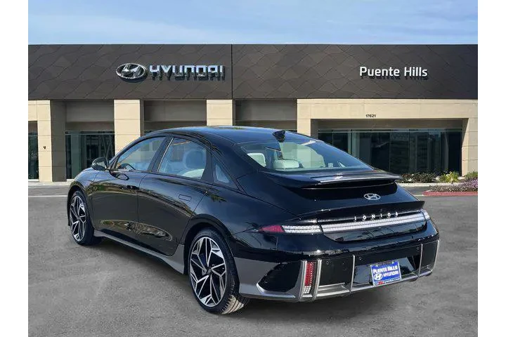 $23788 : Hyundai IONIQ 6 2023 AWD SEL image 4