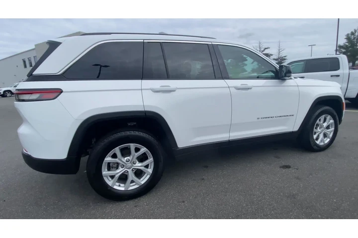 $32109 : Jeep Grand Cherokee 2023 4x4 image 3