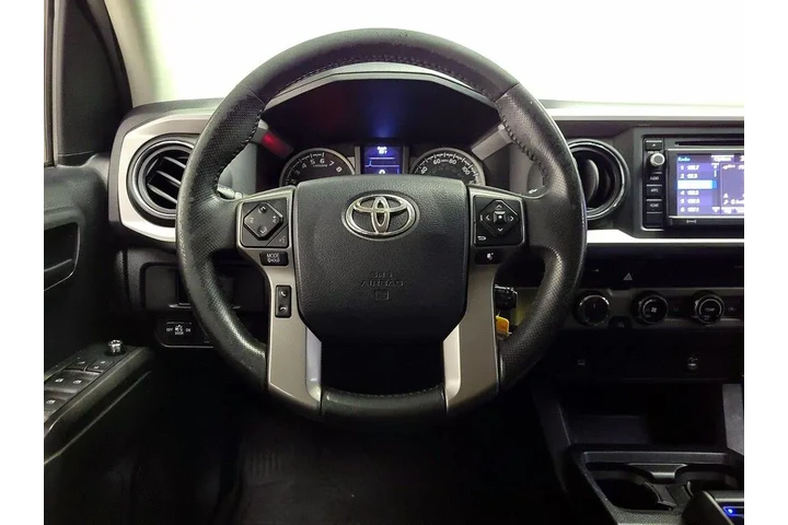 $23998 : Toyota Tacoma 2017 4x4 SR5 V image 10