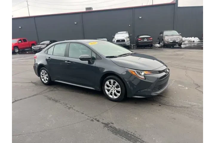 $19988 : Toyota Corolla 2024 LE 4dr S image 2