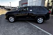 $31734 : 2024 RAV4 LE thumbnail