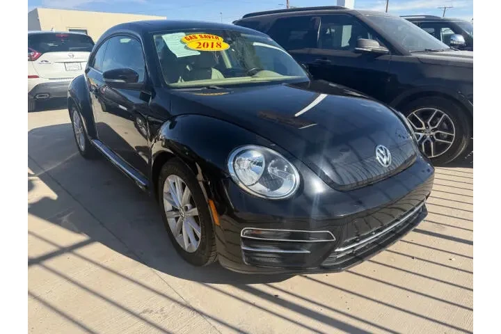 $9900 : 2018 Beetle image 4