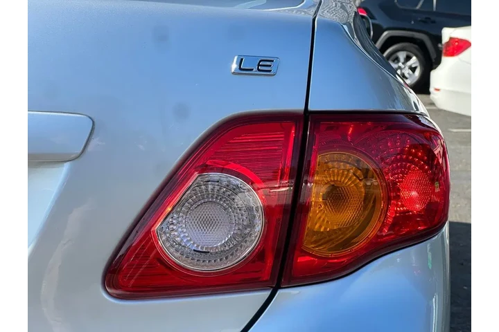 $10788 : 2009 Corolla LE image 10