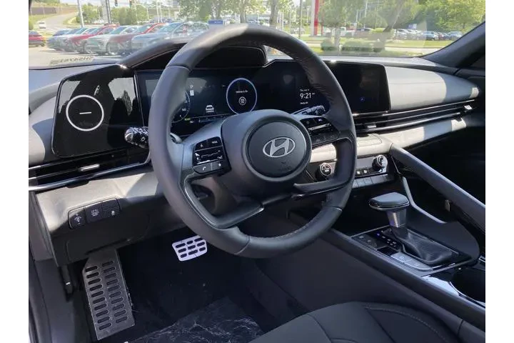 $26599 : Hyundai ELANTRA 2025 SEL Con image 9