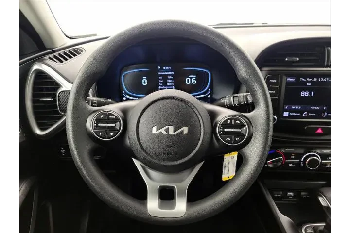 $17998 : Kia Soul 2025 LX 4dr Crossov image 10