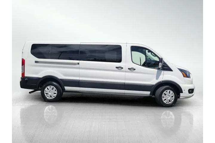 $38104 : Ford Transit 2024 350 XL 3dr image 3