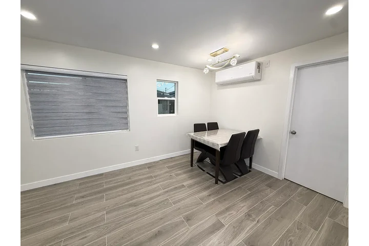 $3400 : 3bed 2bath available for rent image 1