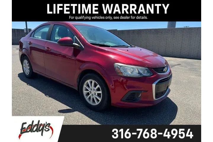 $7982 : Chevrolet Sonic 2017 LT Auto image 1