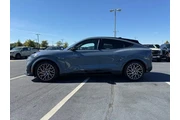 $32809 : Ford Mustang Mach-E 2023 AWD thumbnail