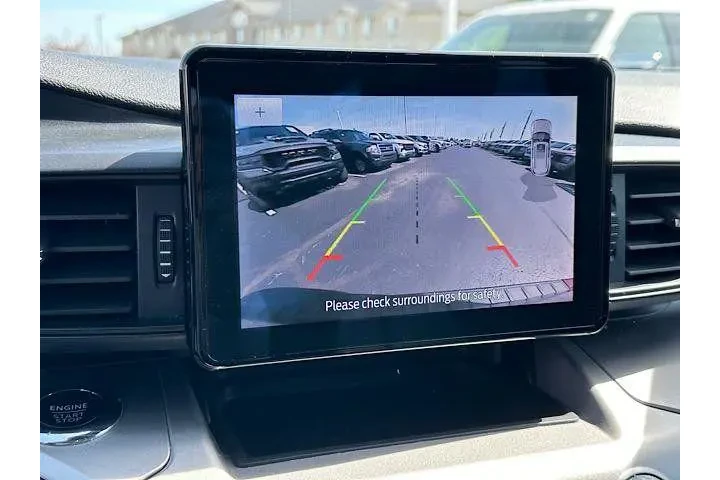 $36922 : Ford Explorer 2022 AWD XLT 4 image 2