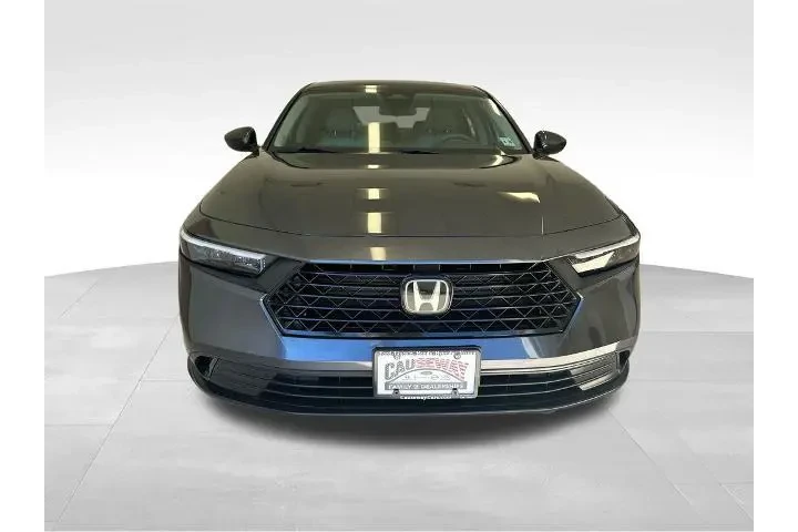 $26271 : Honda Accord 2023 EX 4dr Sed image 2