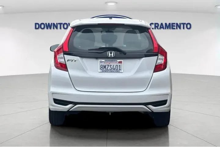 $12592 : Honda Fit 2019 LX 4dr Hatchb image 9