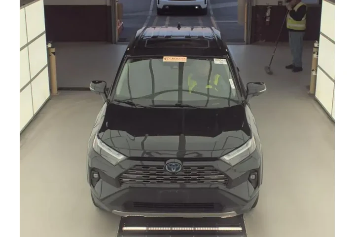 $37693 : Toyota RAV4 Hybrid 2024 AWD image 2