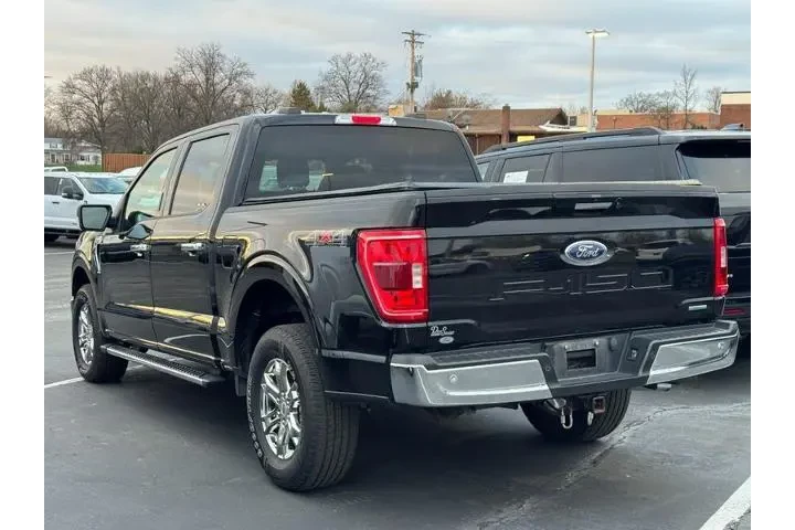 $37995 : Ford F-150 2021 4x4 XLT 4dr image 3