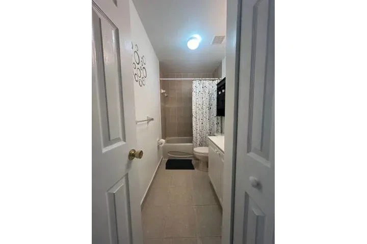 $1000 : SE RENTAN DOS HABITACIONES image 8