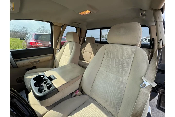 $7999 : 2007 Silverado 1500 Work Truc image 10