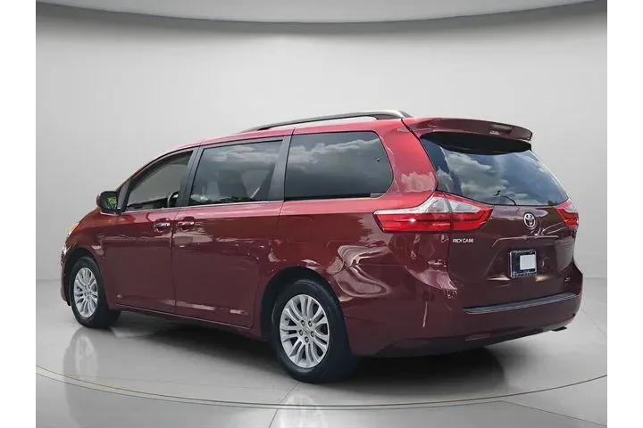 $19442 : Toyota Sienna 2015 XLE 7-Pas image 5