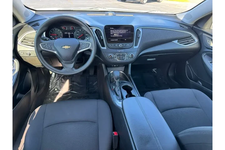 $18250 : Chevrolet Malibu 2023 LT 4dr image 5