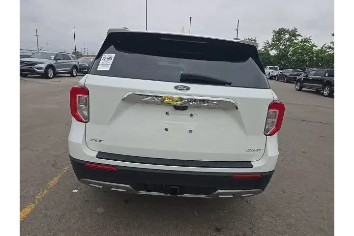 $30898 : Ford Explorer 2023 AWD XLT 4 image 5
