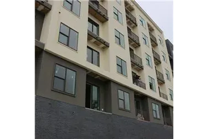 $1661 : Rental property with 0 bedro image 1