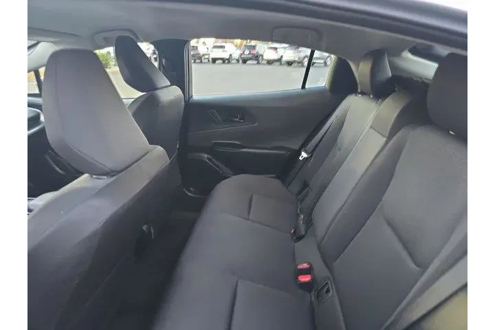 $26995 : Toyota Prius 2024 LE 4dr Hat image 8