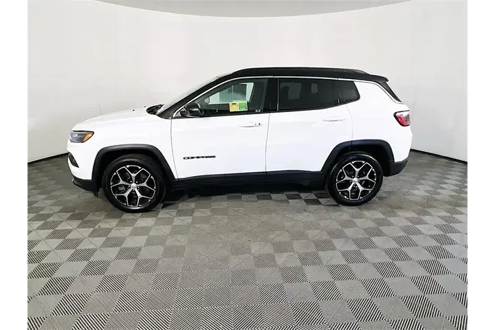 $21500 : Jeep Compass 2024 4x4 Limite image 4