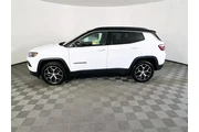 $21500 : Jeep Compass 2024 4x4 Limite thumbnail