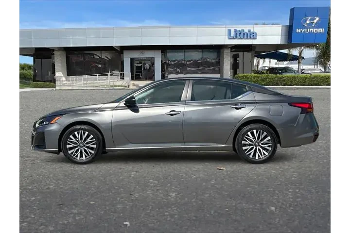 $20999 : Nissan Altima 2025 AWD 2.5 S image 6