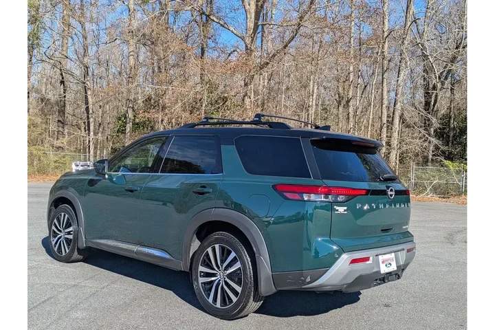 $33991 : Nissan Pathfinder 2023 Plati image 7
