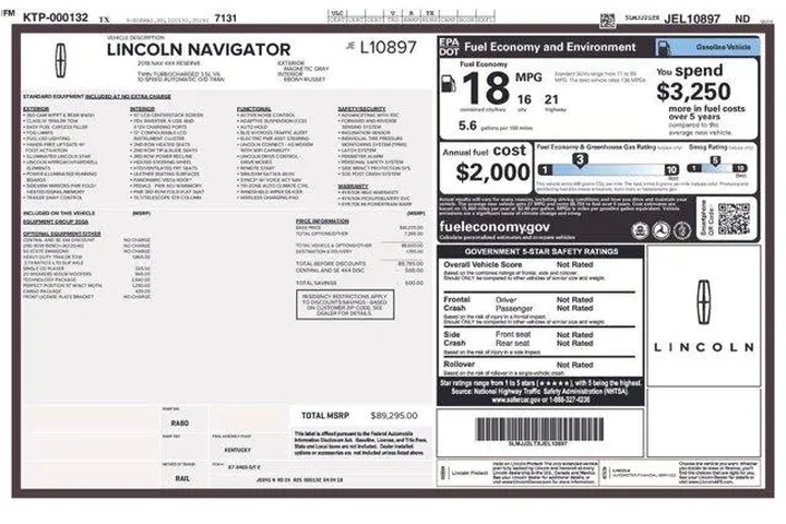 $27998 : Lincoln Navigator 2018 4x4 R image 2