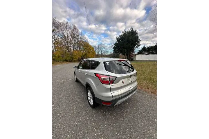 $8495 : Ford Escape 2017 SE 4dr SUV image 7