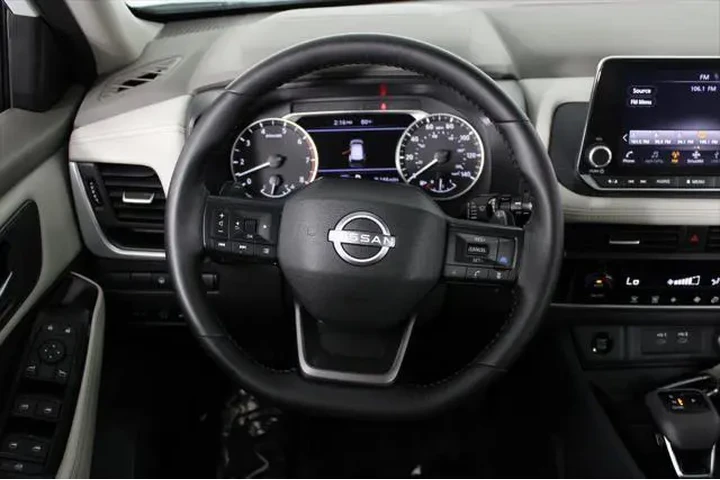 $19987 : Nissan Rogue 2025 AWD SV 4dr image 6