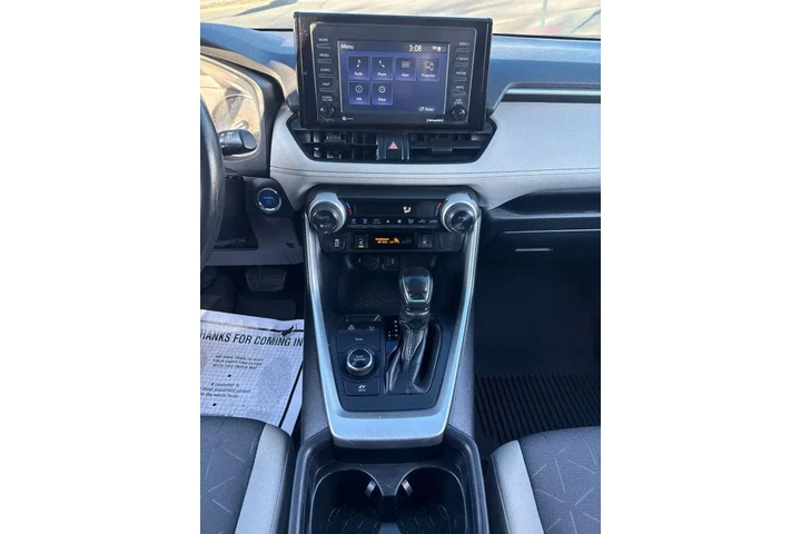 $17495 : 2021 RAV4 Hybrid XLE image 10