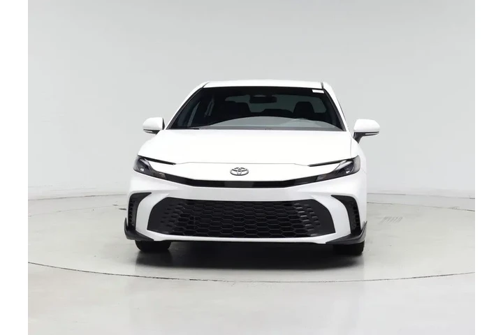 $32998 : Toyota Camry 2026 SE 4dr Sed image 5