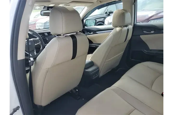 $17990 : Honda Civic 2017 Touring 4dr image 10