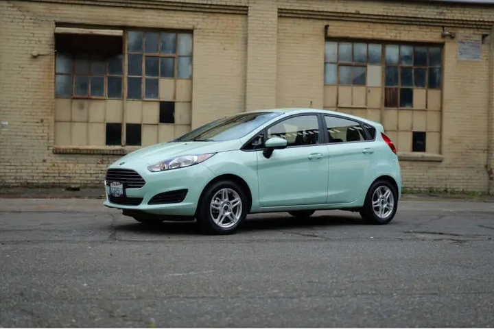 $11988 : 2017 Fiesta SE image 4