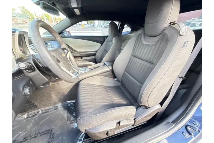 $12995 : 2015 Camaro 2LS image 10