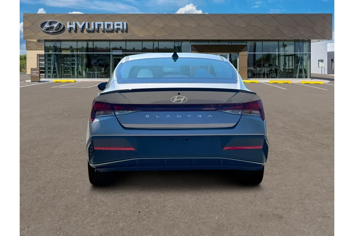 $22000 : Hyundai ELANTRA 2025 SEL Spo image 6