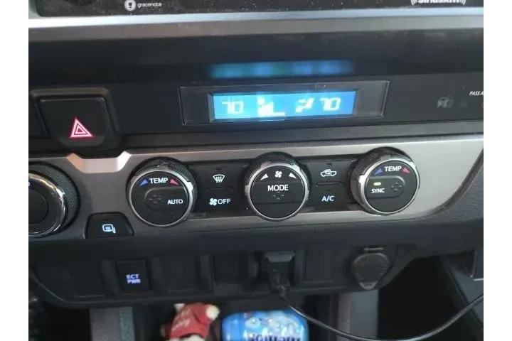 $34383 : Toyota Tacoma 2022 4x4 TRD O image 5