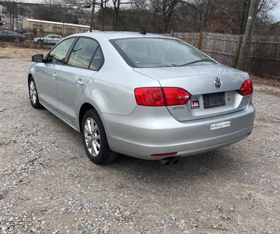 $3800 : 2011 Jetta SE PZEV image 3