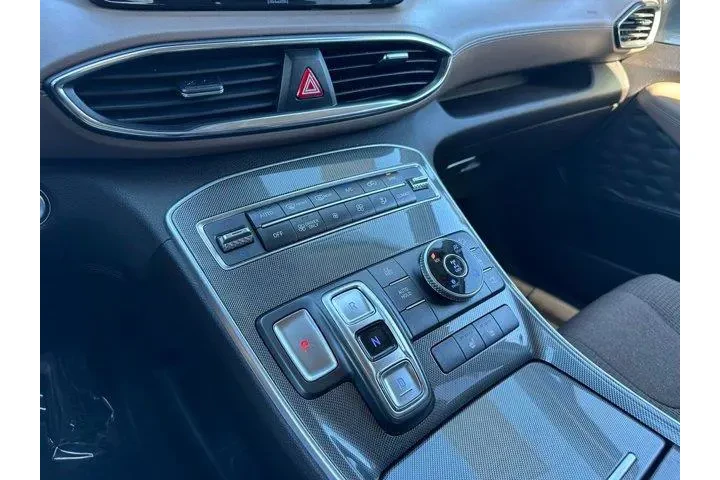 $20995 : Hyundai SANTA FE Plug-In Hyb image 9